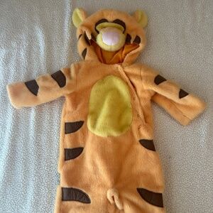 Pottery Barn Kids Tigger Costume Size 6-12 Months